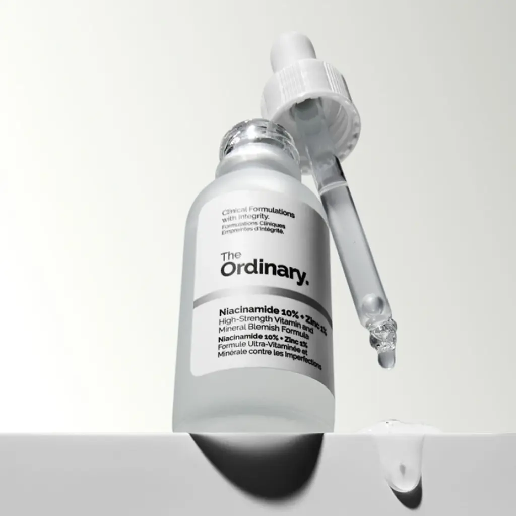 rdn-niacinamide-10pct-zinc-1pct-30ml-lifestyle.webp